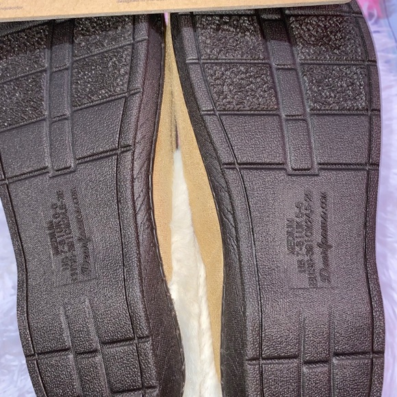 Dear foam slippers size 7-8 - Picture 3 of 3